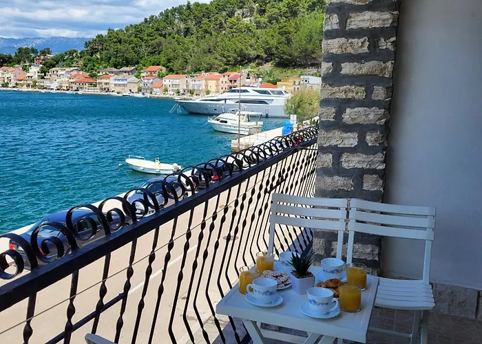 Seaside Time Capsule 78 * Novigrad (Dalmatia)